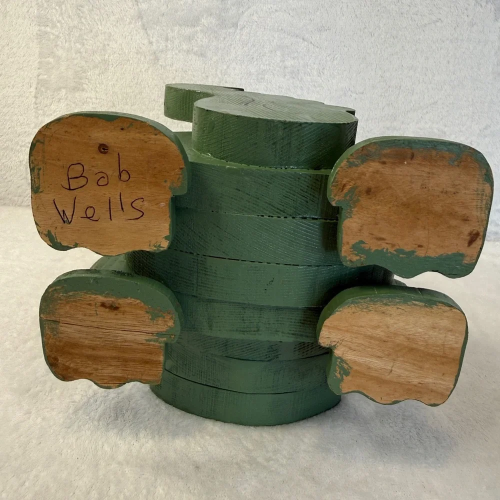 Charming Green Reptile Alligator Crocodile Habitat Decor Artist Signed Bob Wells